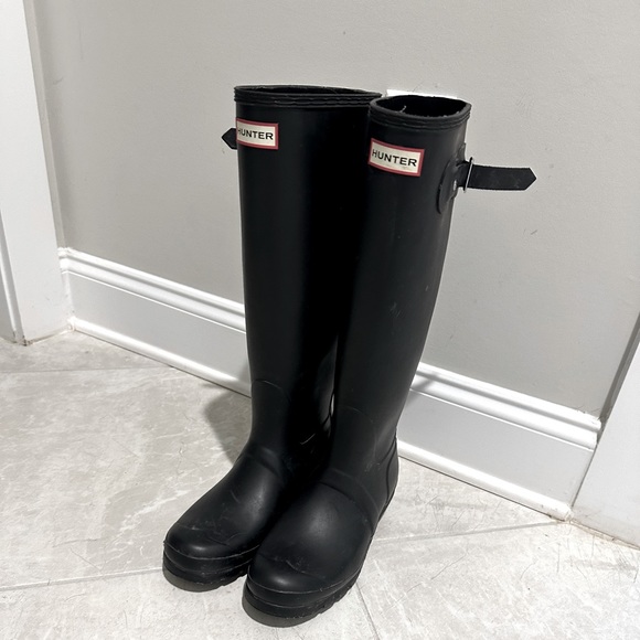 Women’s size 8 original tall Hunter boots. - Picture 1 of 1